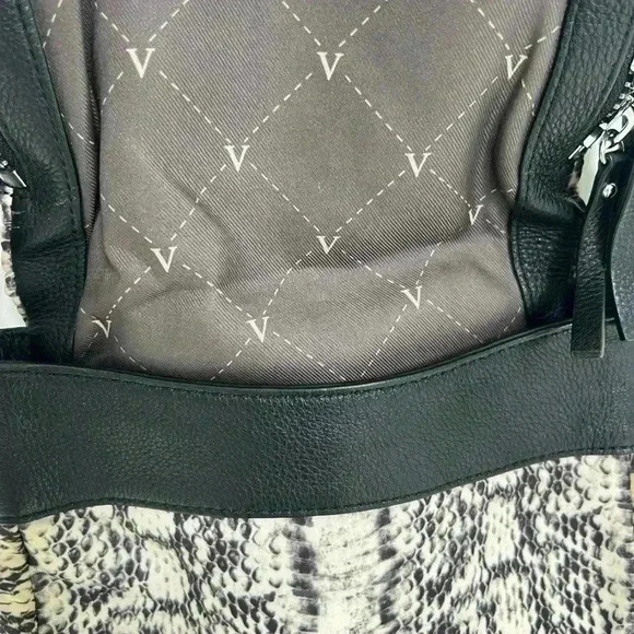 VINCE CAMUTO SNAKE PRINT CROSSBODY - Picture 6 of 9
